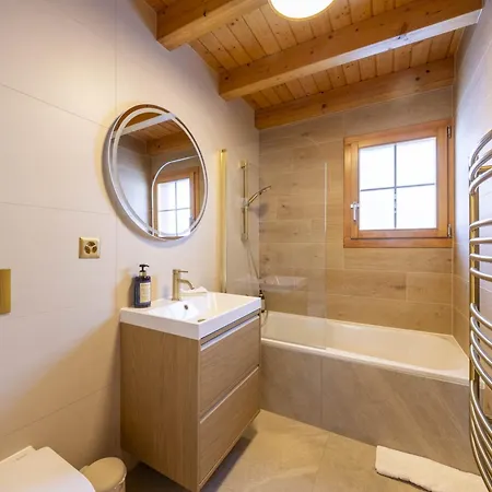 Nid Blanc シャレー